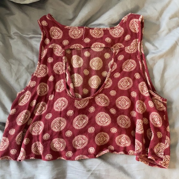 Red crop top - Picture 2 of 2